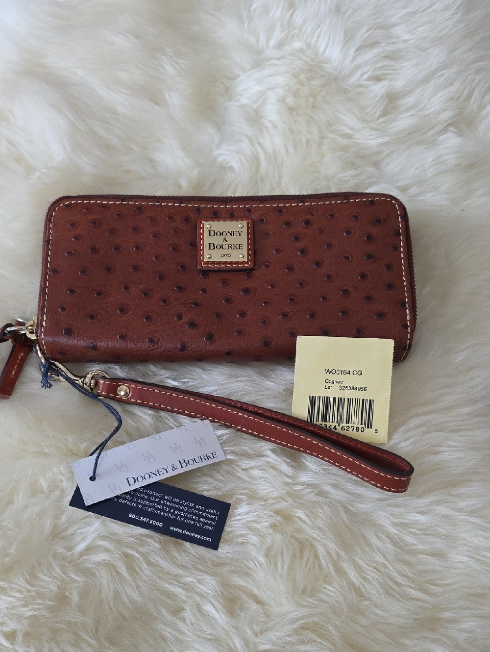 Beautiful NWT Dooney & Bourke Cognac Ostrich Leather Double Zip Wallet 🤎🎁💛